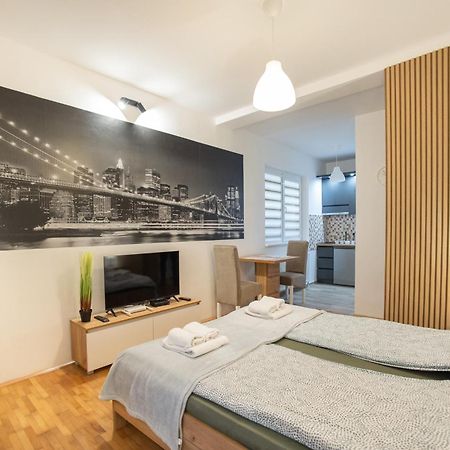V & V Studio Apartments 2 Ниш Екстер'єр фото