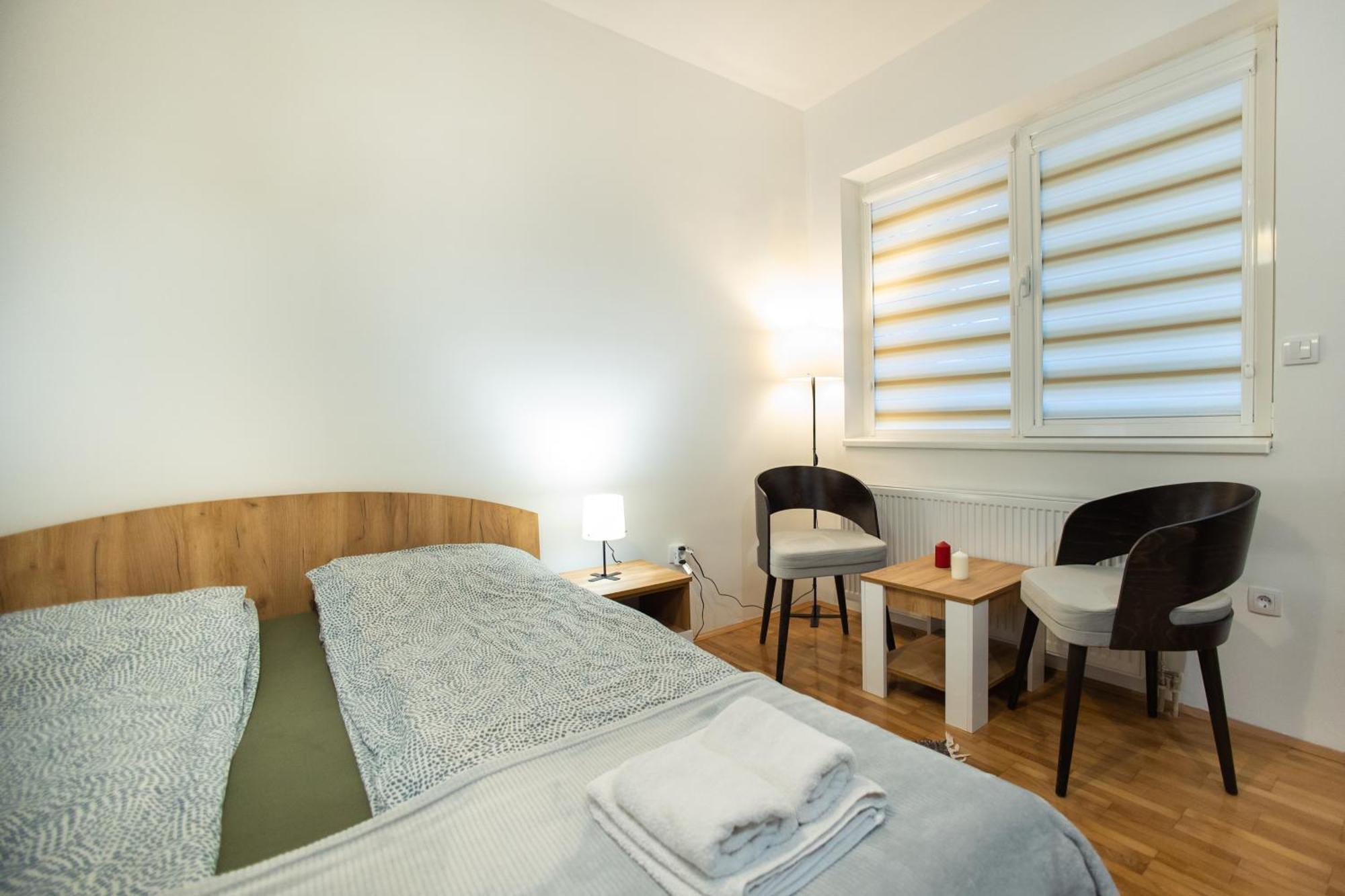 V & V Studio Apartments 2 Ниш Екстер'єр фото